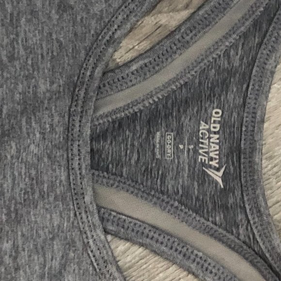 Old Navy Activewear Racerback Tank Top Womens Go Dry Small Heather Grey - Picture 4 of 4